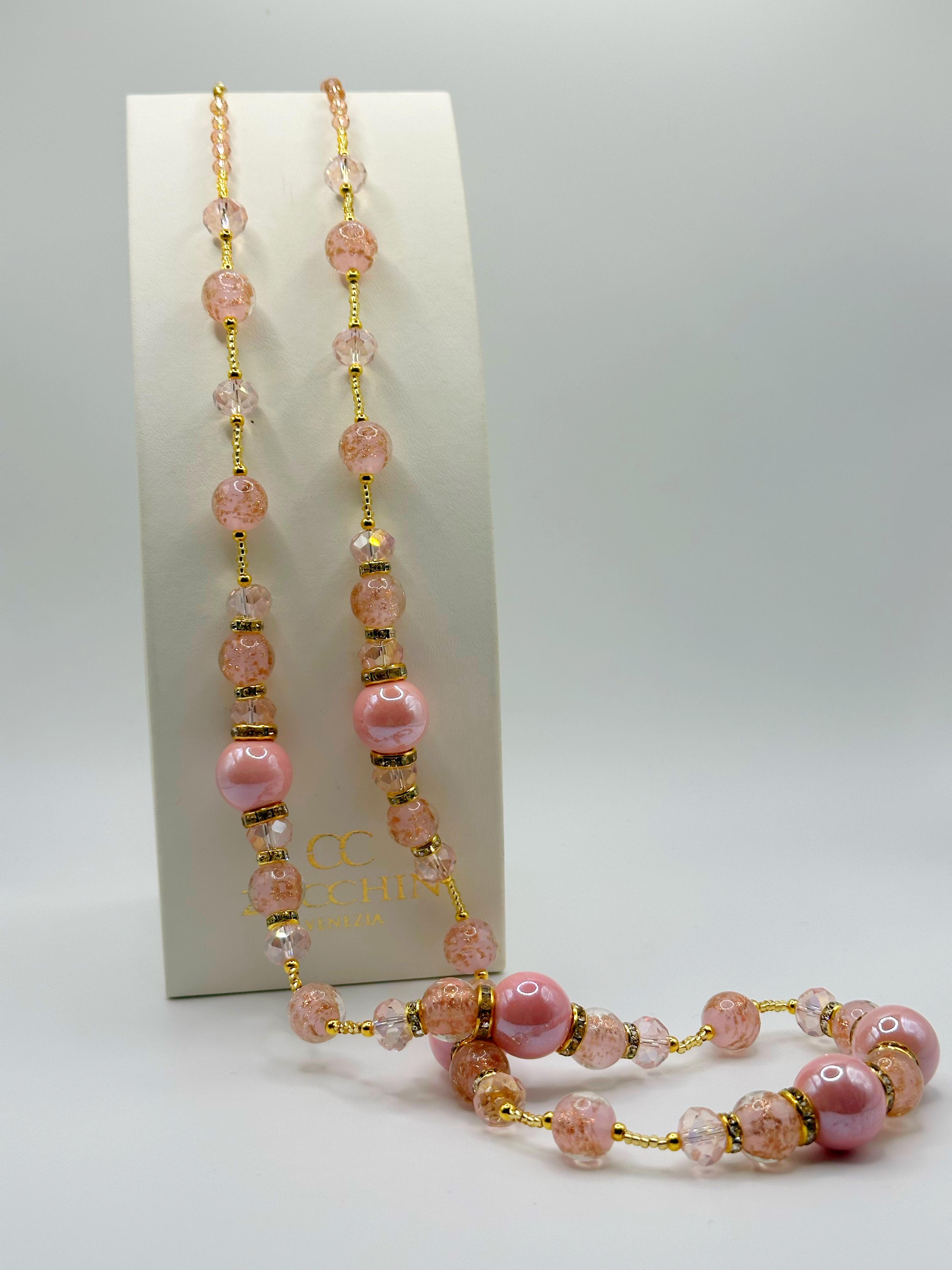 Collana lunga Melissa con perle in vetro di Murano, colore rosa
